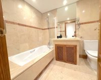 Resale - apartment - Estepona - Costalita