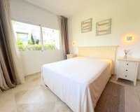 Resale - apartment - Estepona - Costalita