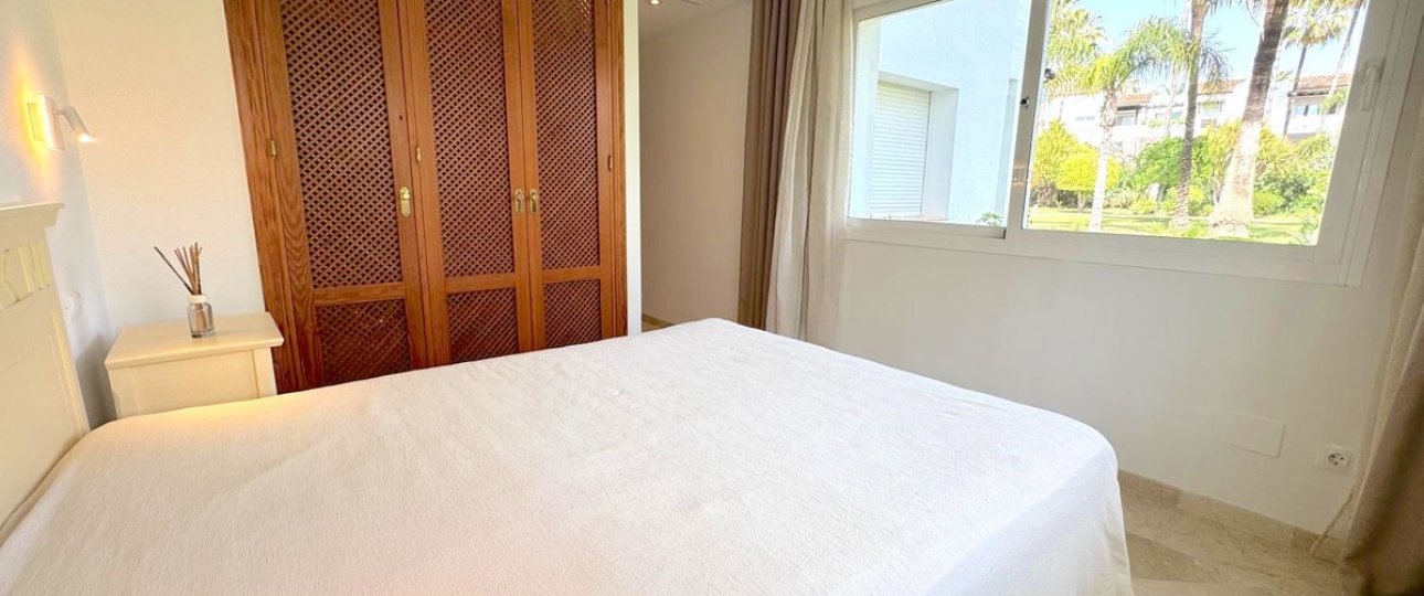 Resale - apartment - Estepona - Costalita