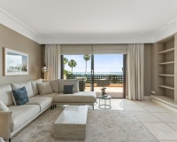 Resale - apartment - Estepona - Costalita