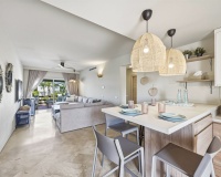 Resale - apartment - Estepona - Costalita