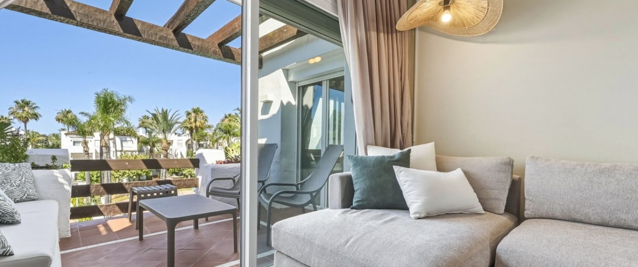 Resale - apartment - Estepona - Costalita