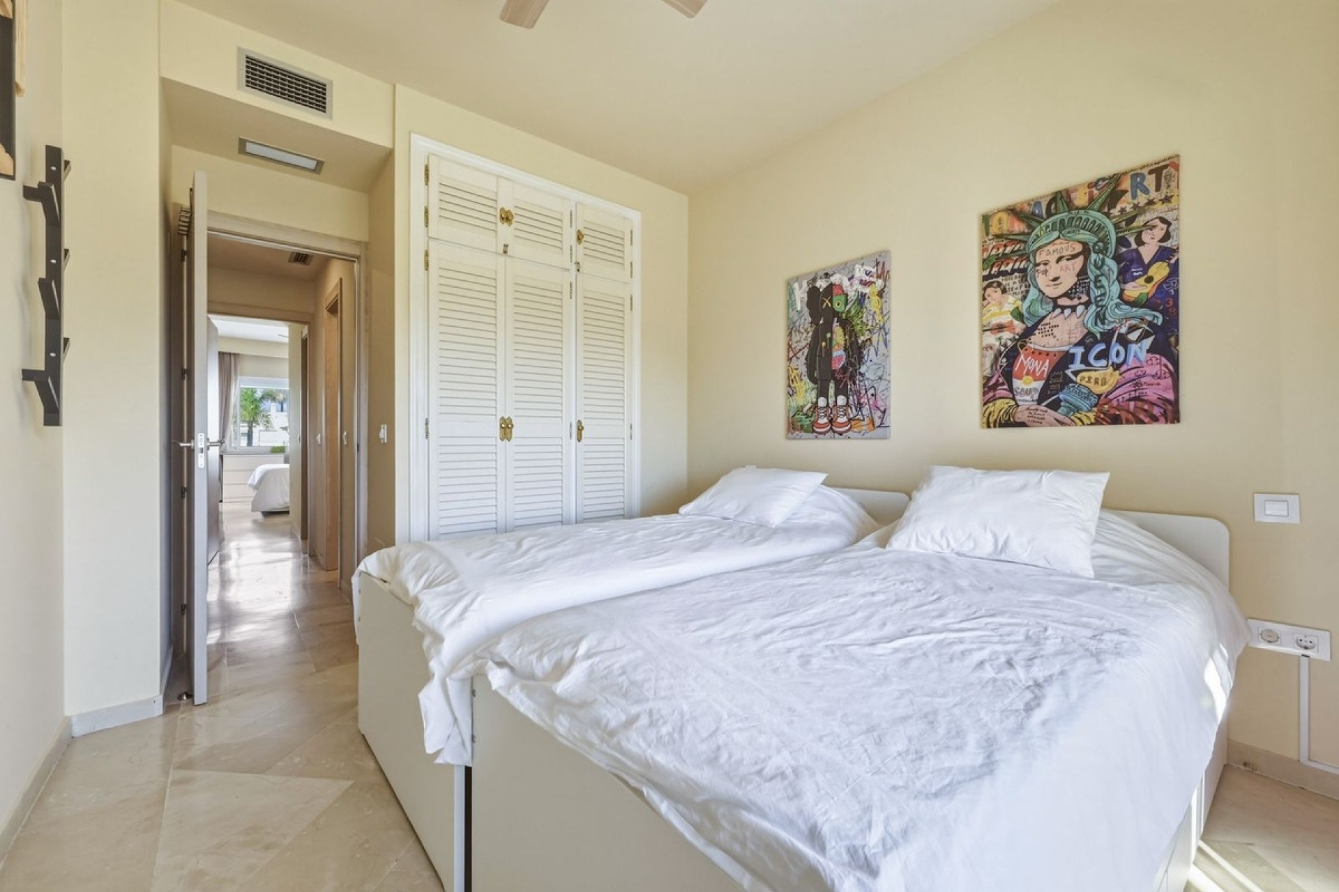 Resale - apartment - Estepona - Costalita