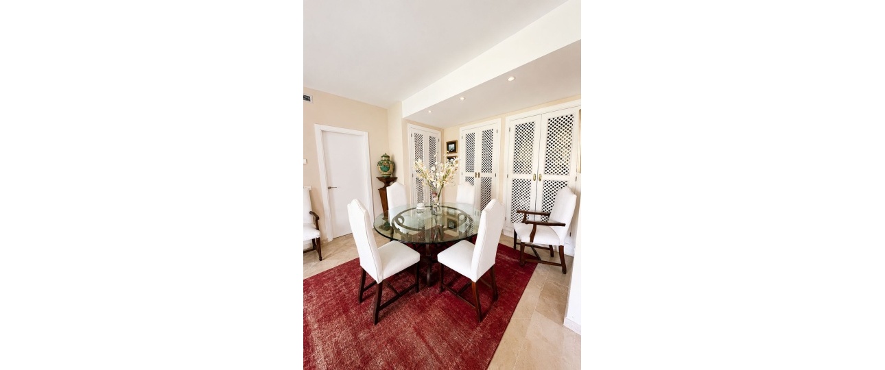Resale - apartment - Estepona - Costalita