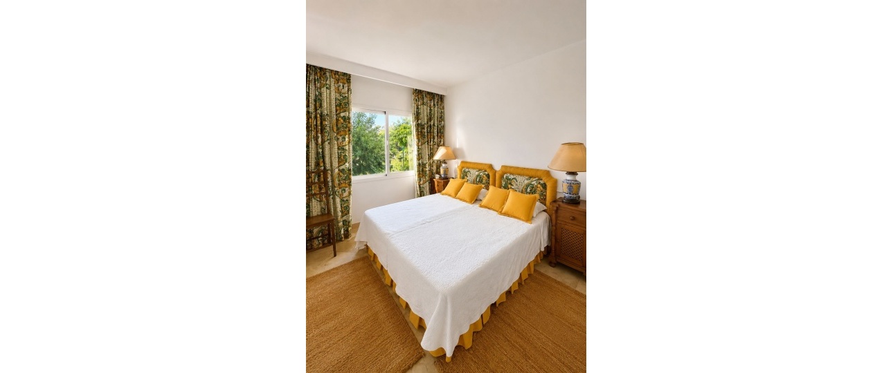 Resale - apartment - Estepona - Costalita