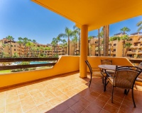 Resale - apartment - Estepona - Costalita