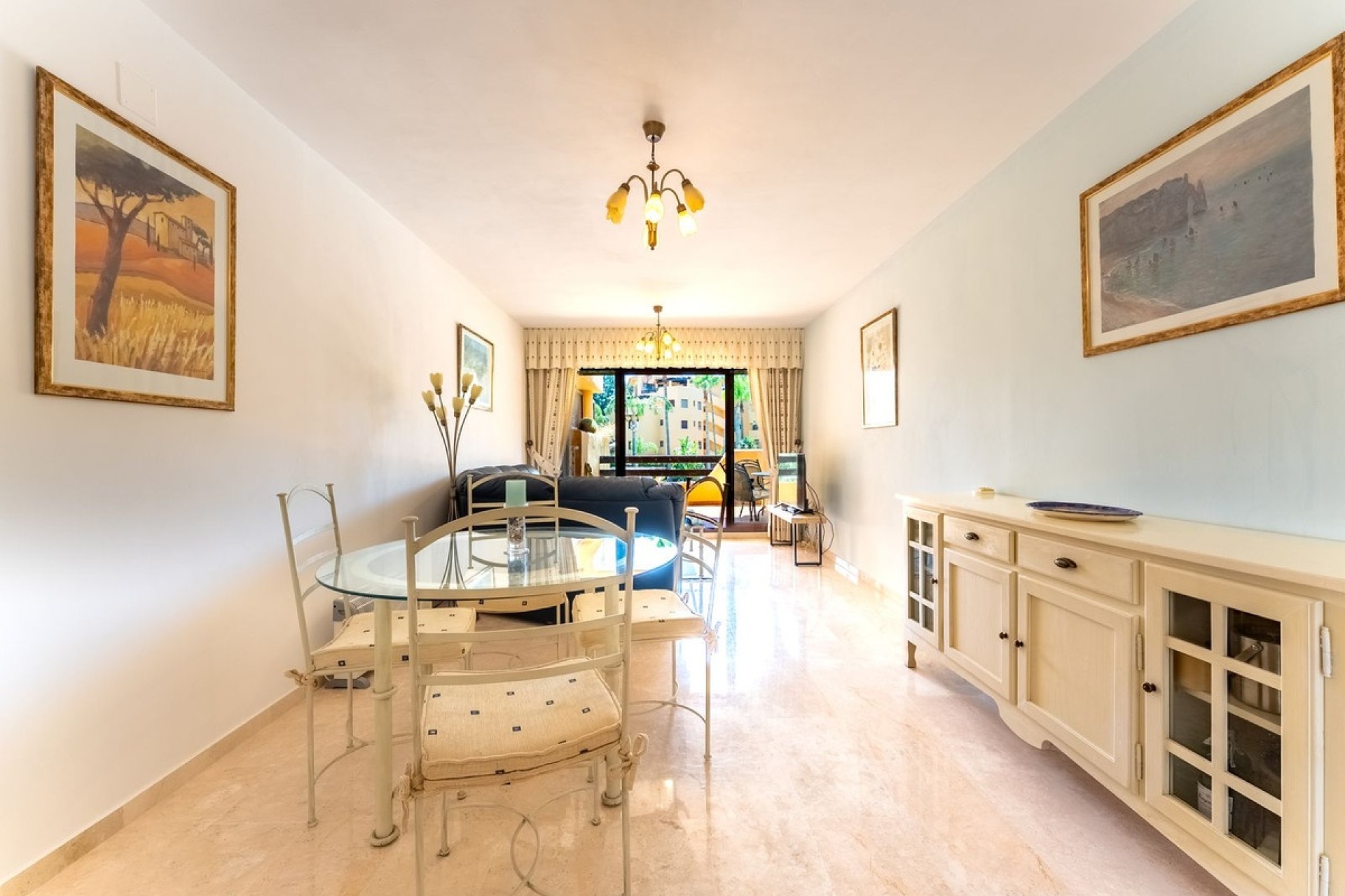 Resale - apartment - Estepona - Costalita