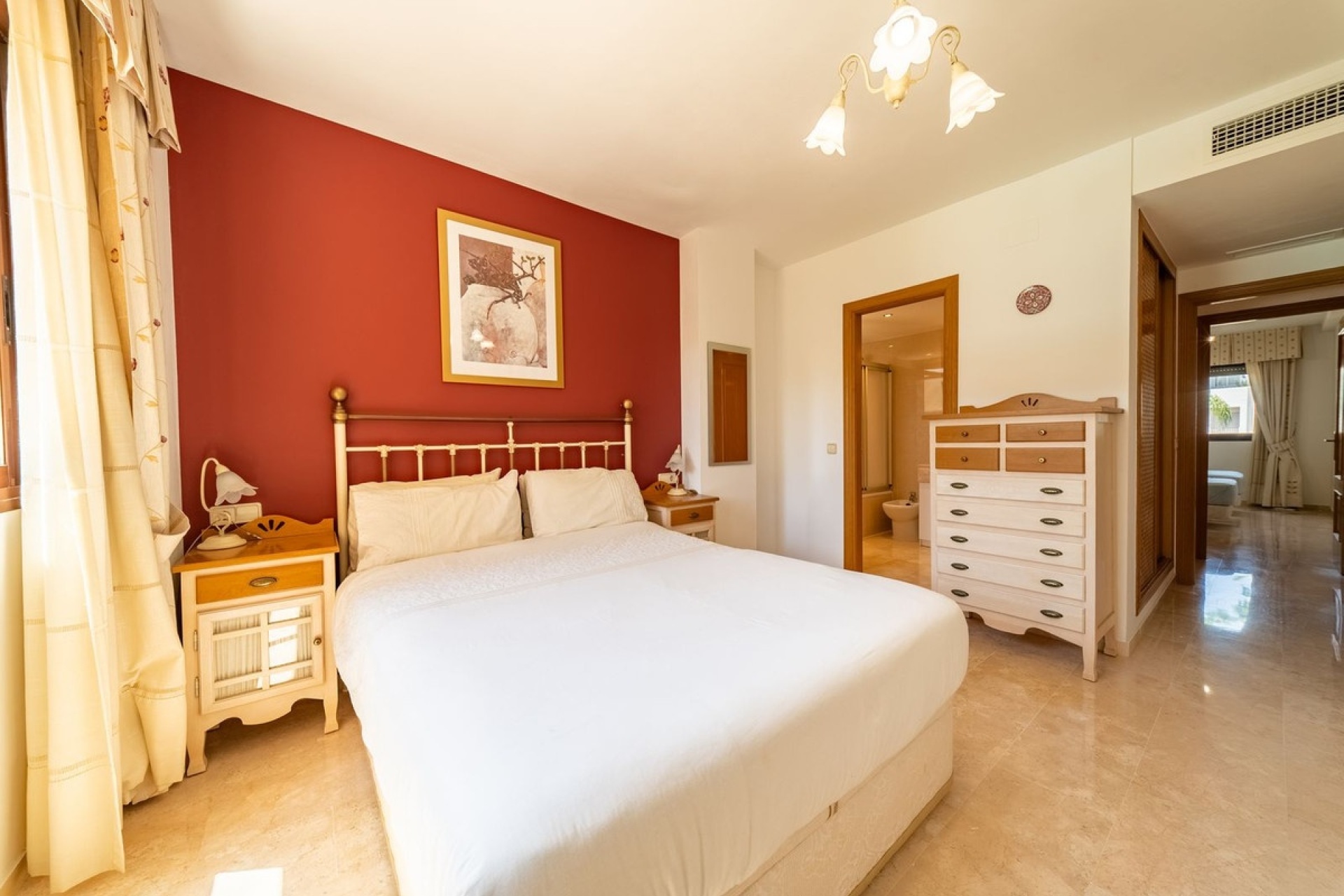 Resale - apartment - Estepona - Costalita