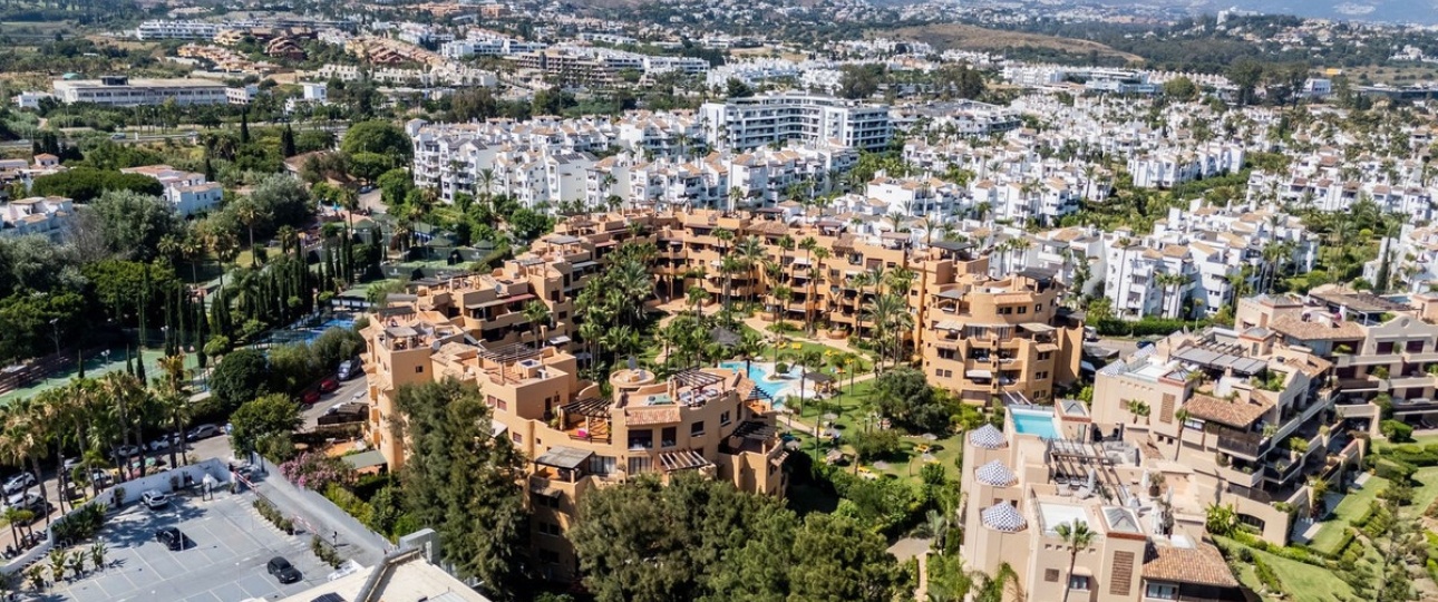 Resale - apartment - Estepona - Costalita