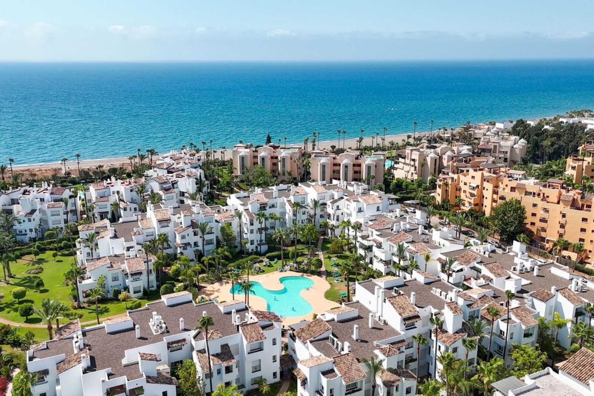 Resale - apartment - Estepona - Costalita