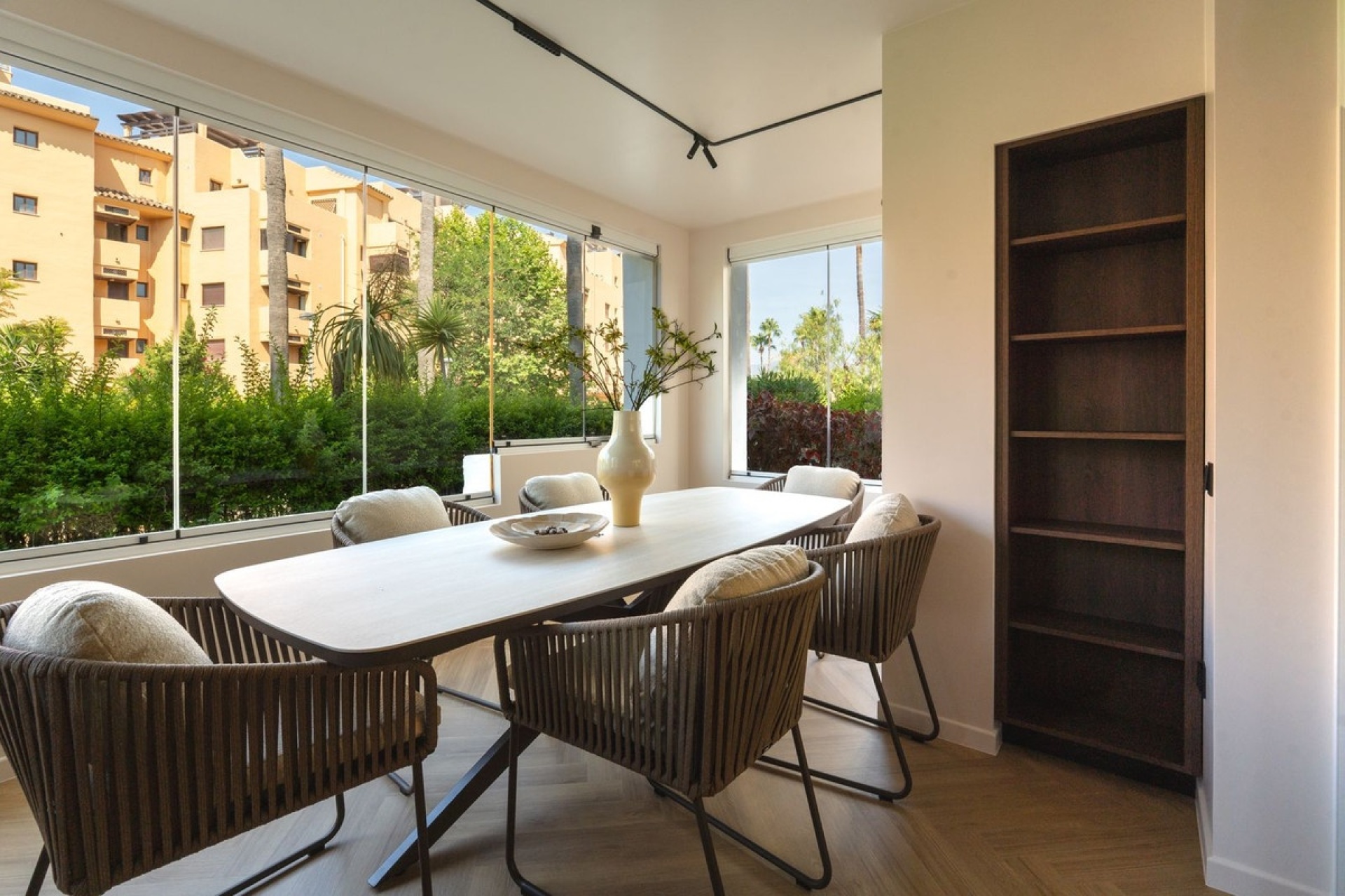 Resale - apartment - Estepona - Costalita
