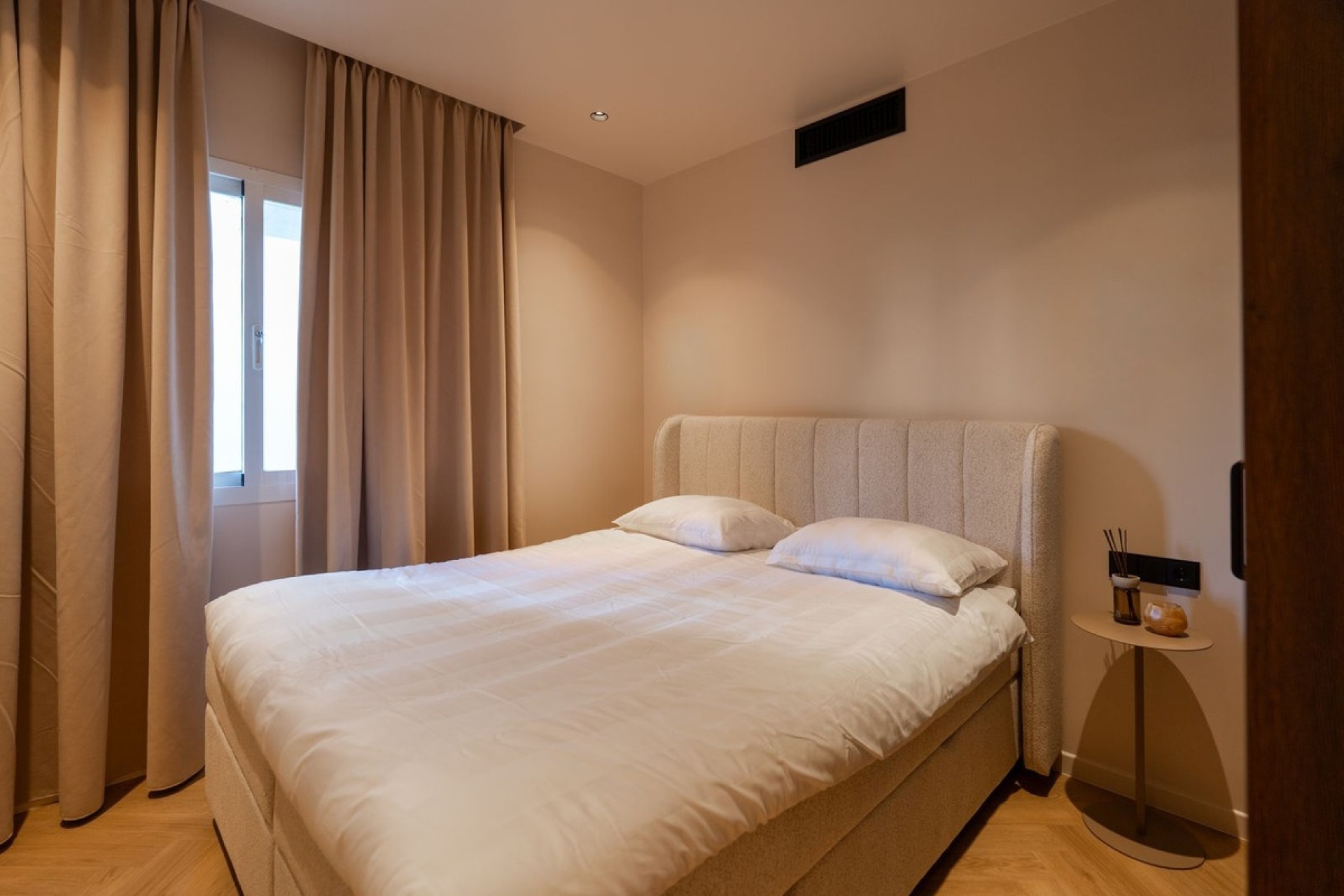 Resale - apartment - Estepona - Costalita