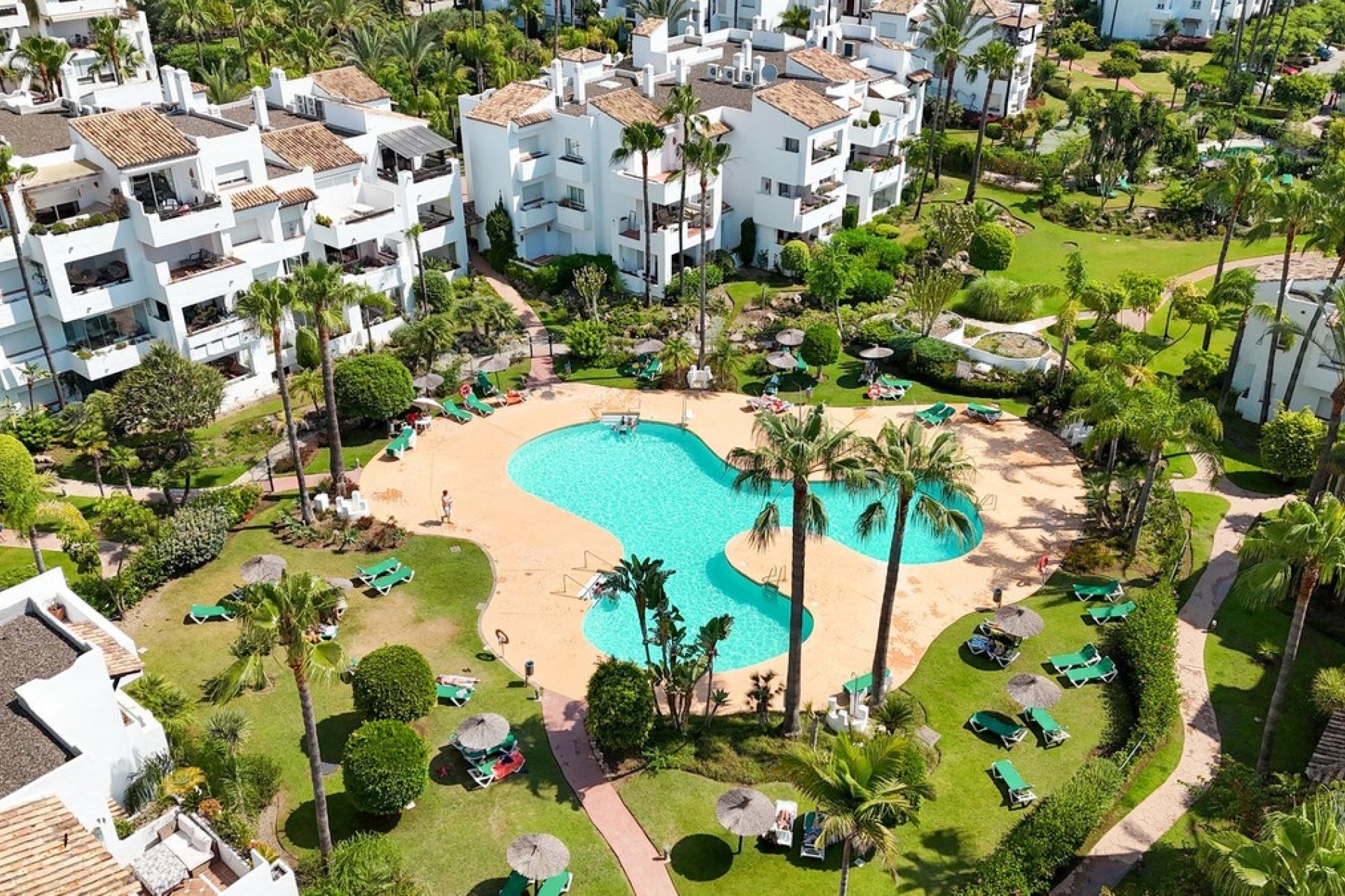 Resale - apartment - Estepona - Costalita
