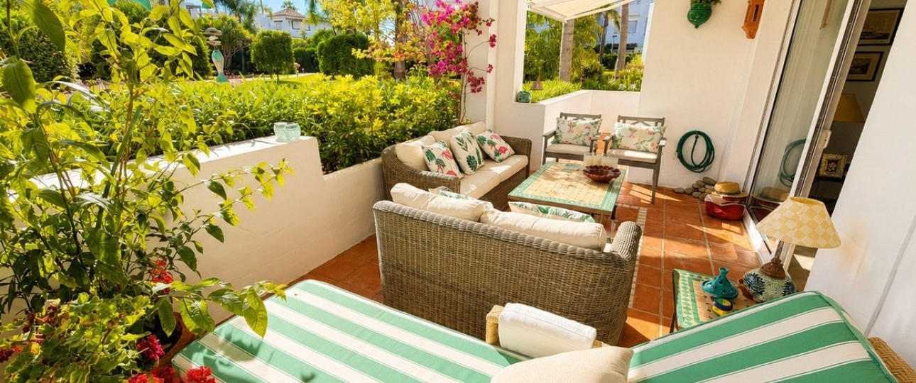 Resale - apartment - Estepona - Costalita