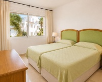 Resale - apartment - Estepona - Costalita