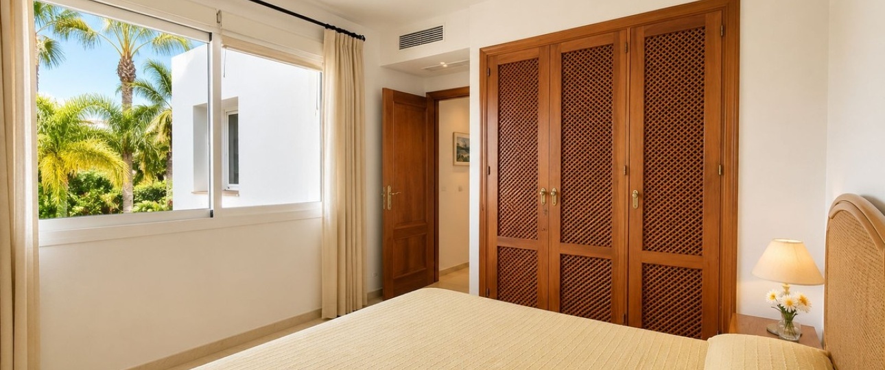 Resale - apartment - Estepona - Costalita