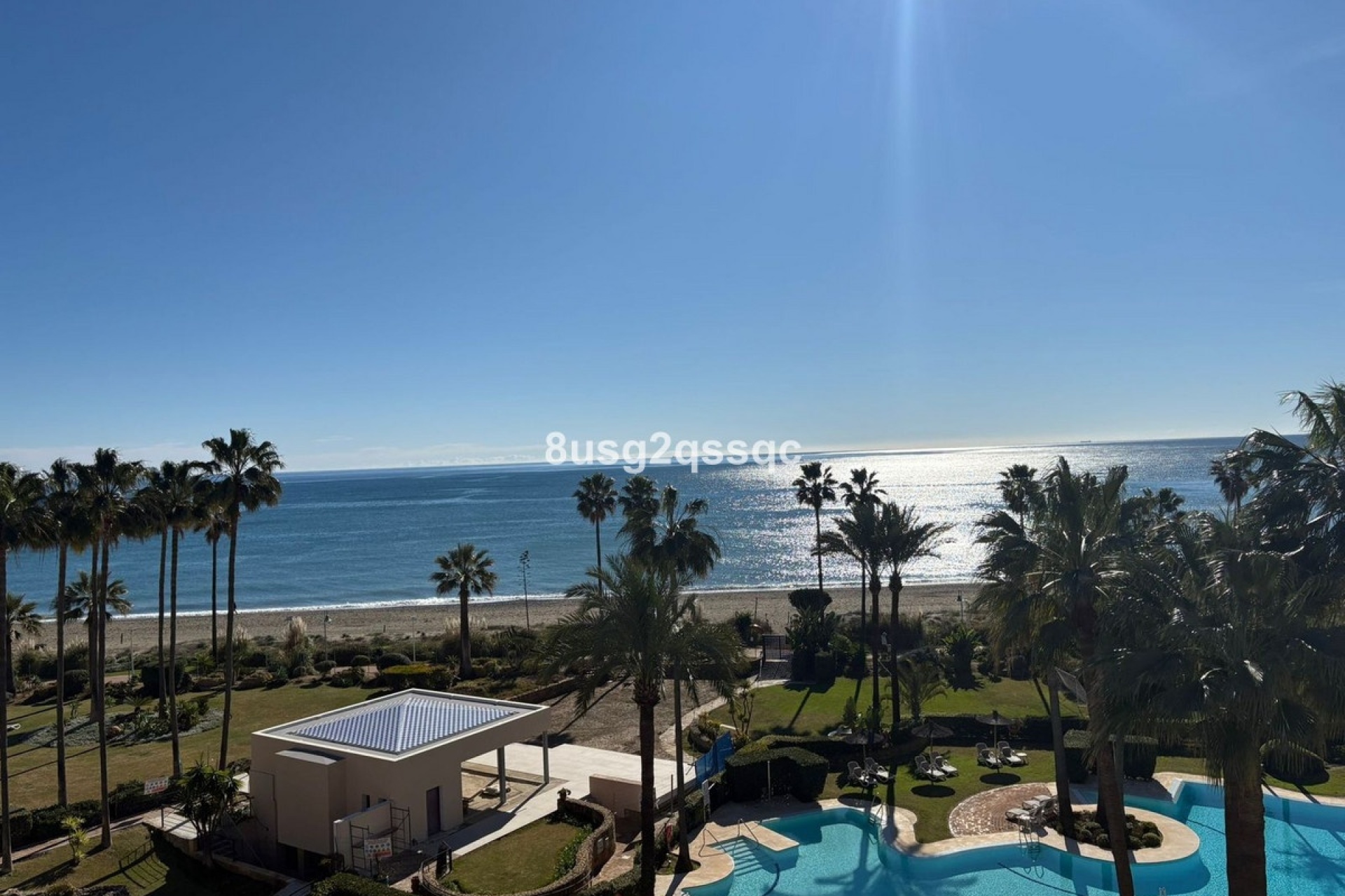 Resale - apartment - Estepona - Costalita
