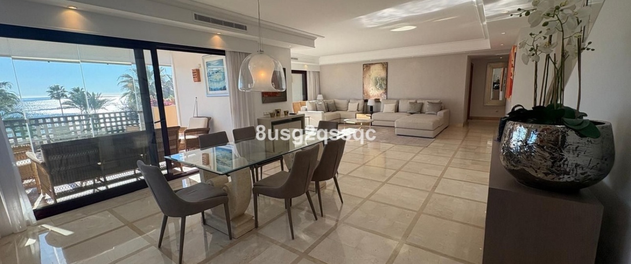 Resale - apartment - Estepona - Costalita