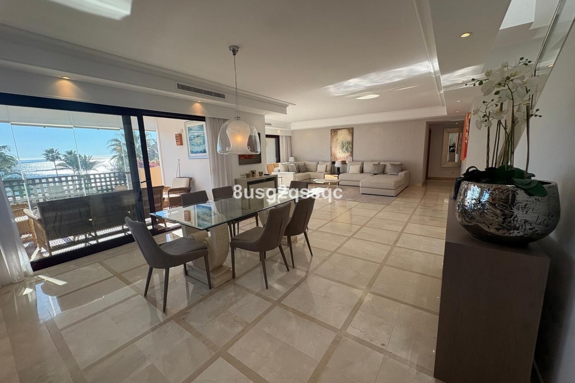 Resale - apartment - Estepona - Costalita