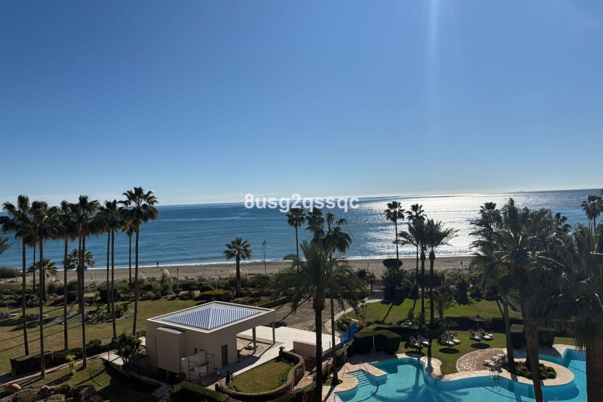 Resale - apartment - Estepona - Costalita