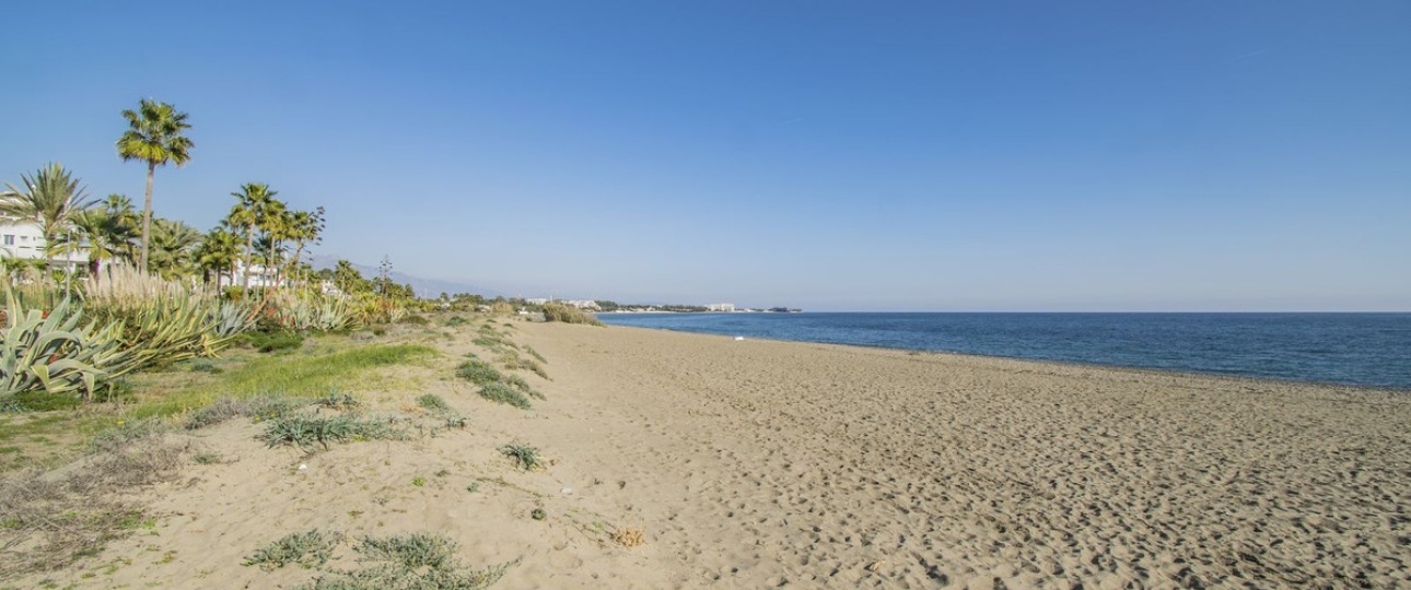 Resale - apartment - Estepona - Costalita