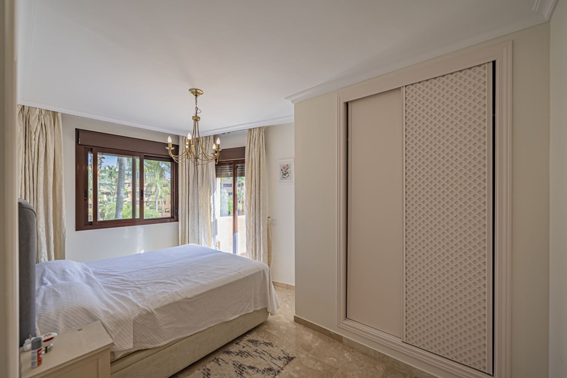 Resale - apartment - Estepona - Costalita