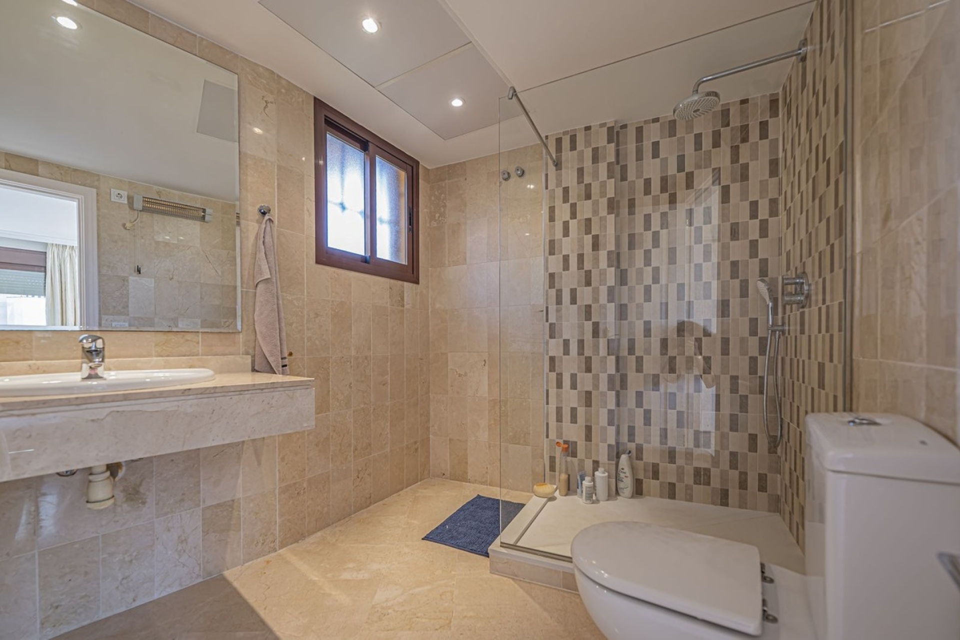 Resale - apartment - Estepona - Costalita