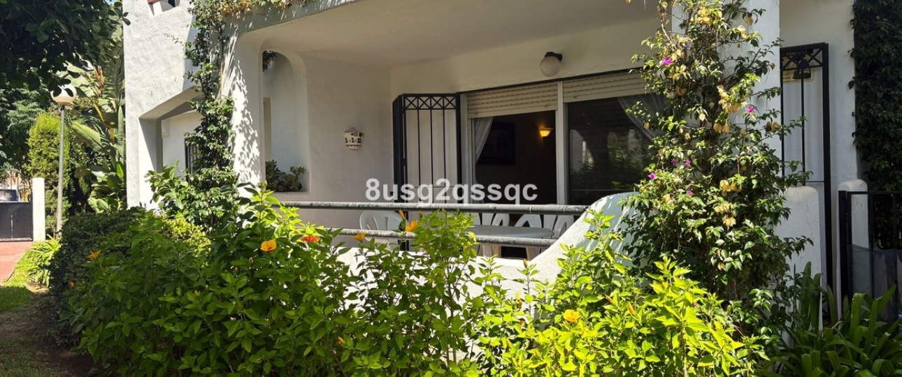 Resale - apartment - Estepona - Costalita