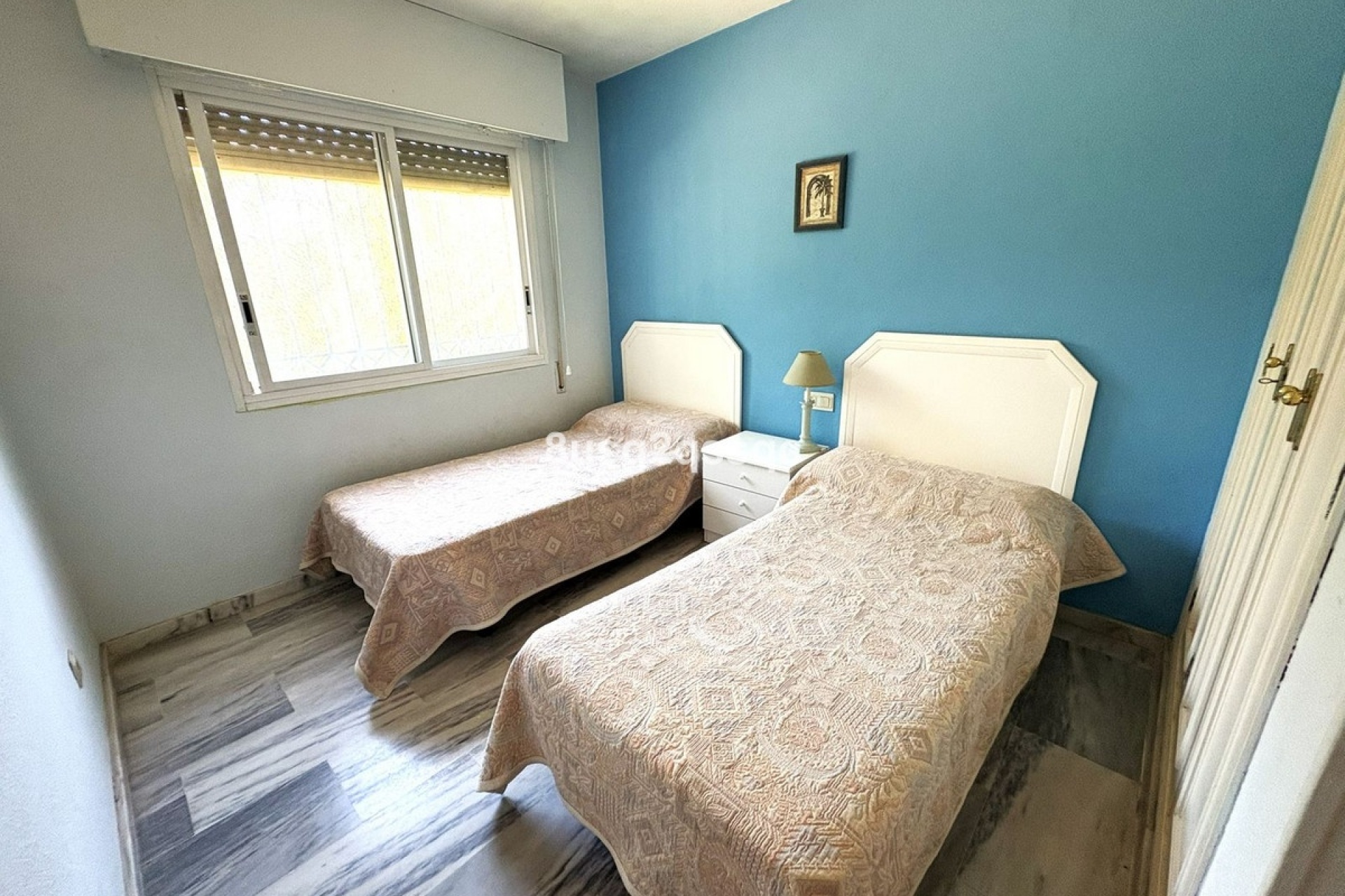 Resale - apartment - Estepona - Costalita
