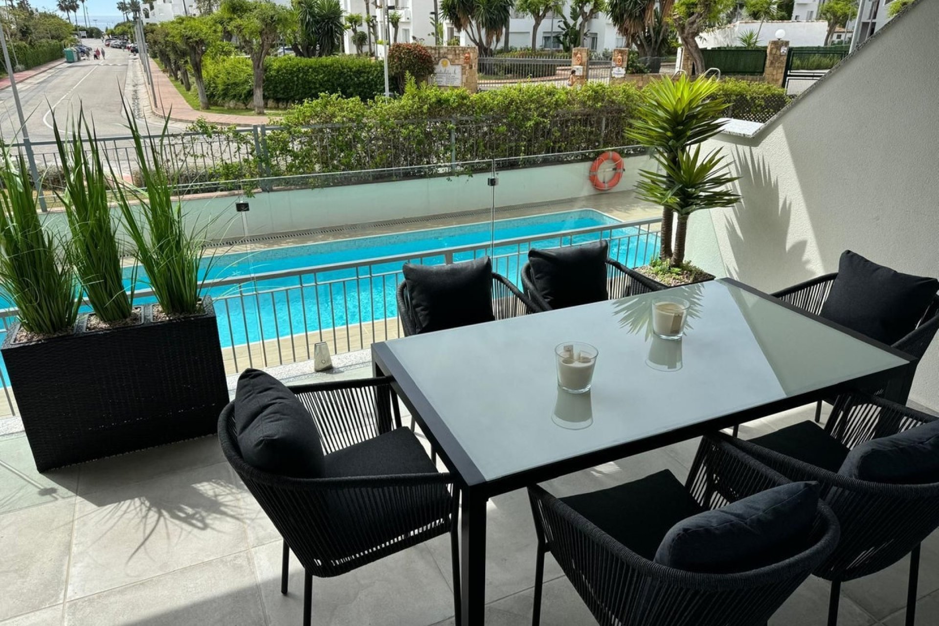 Resale - apartment - Estepona - Costalita