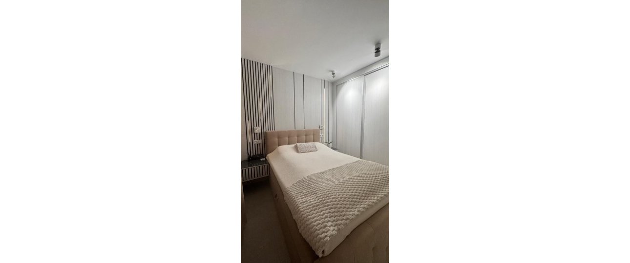 Resale - apartment - Estepona - Costalita