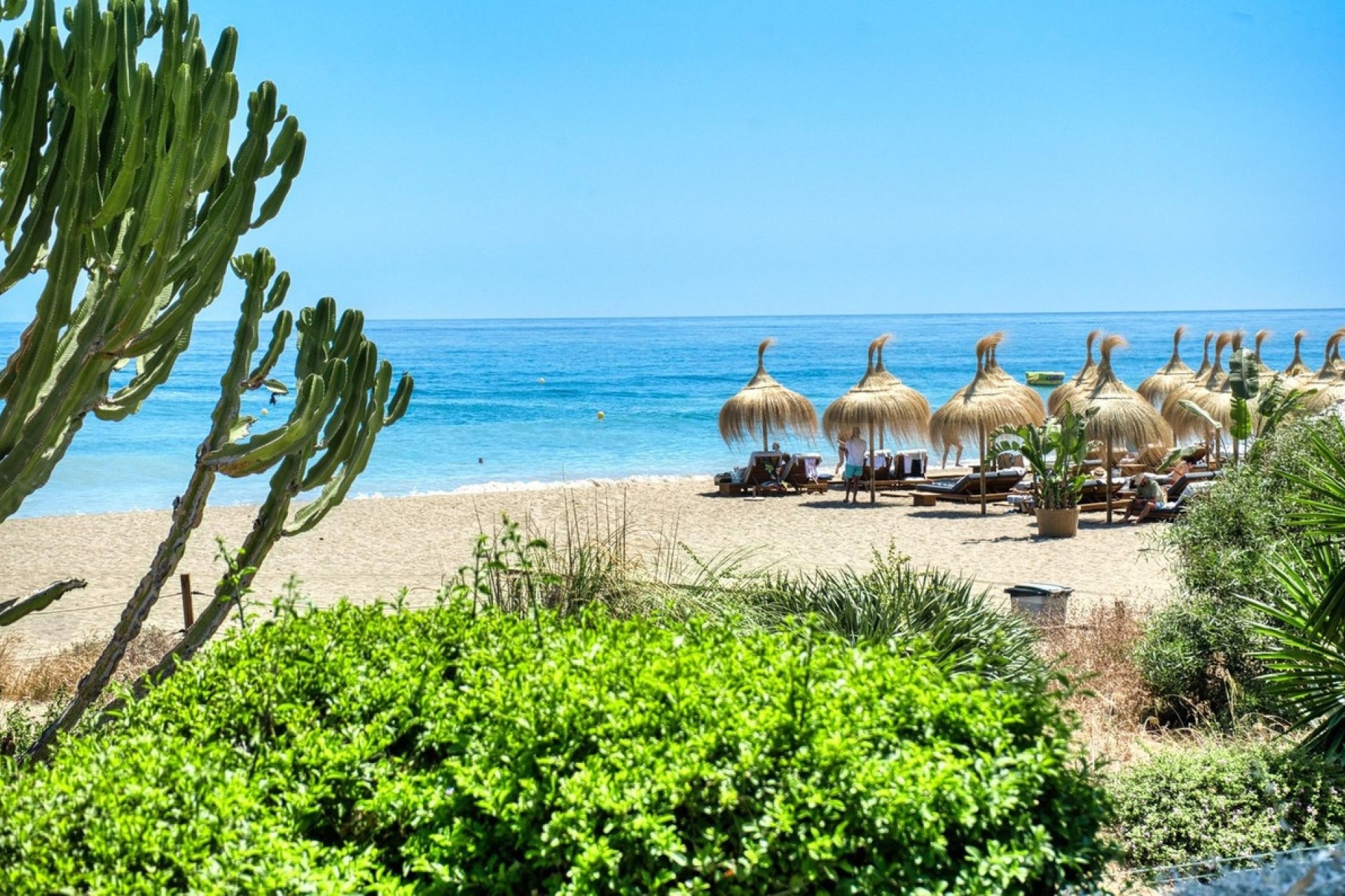 Resale - apartment - Estepona - Costalita