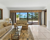 Resale - apartment - Estepona - Costalita
