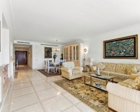 Resale - apartment - Estepona - Costalita