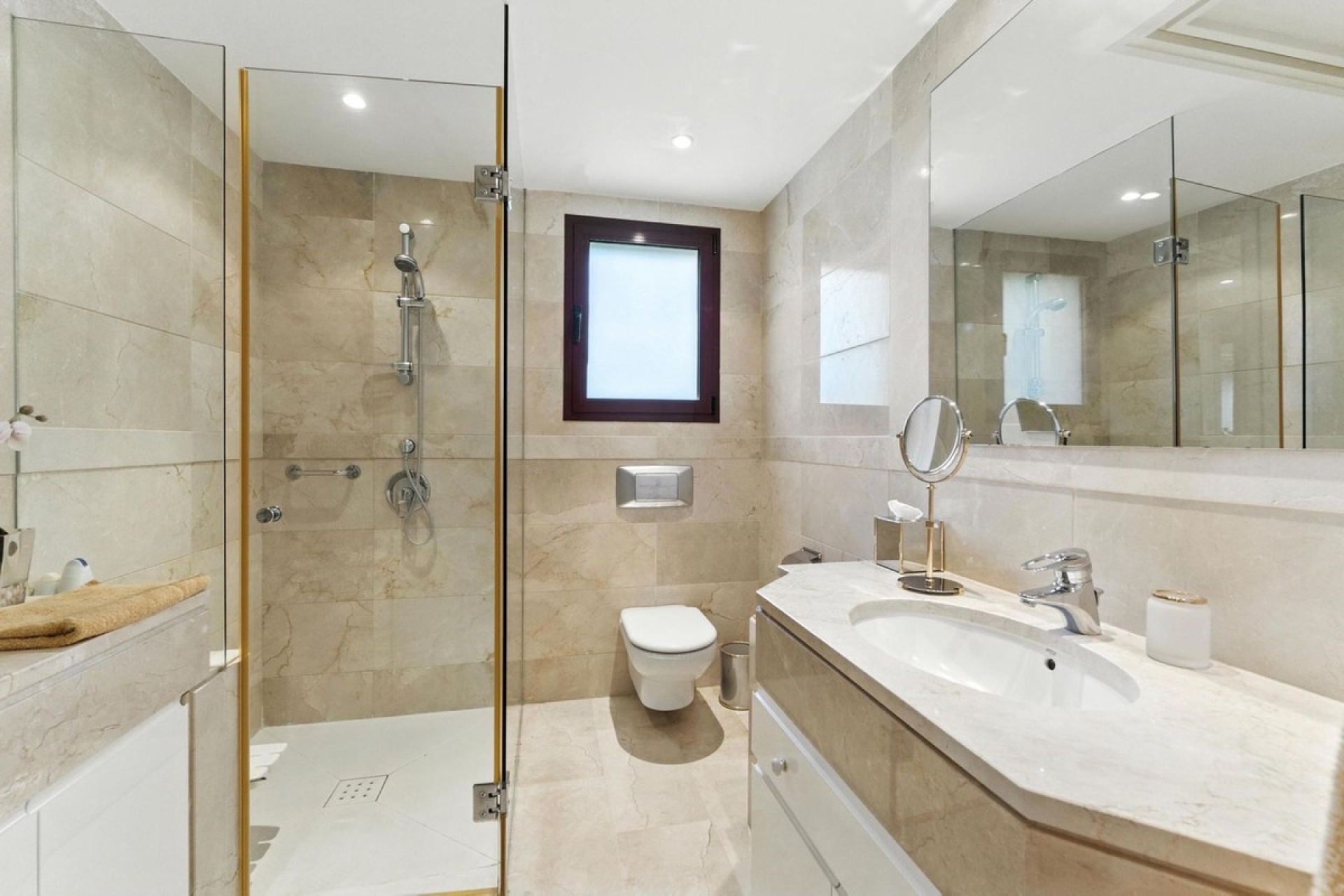 Resale - apartment - Estepona - Costalita