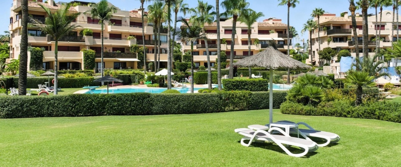 Resale - apartment - Estepona - Costalita