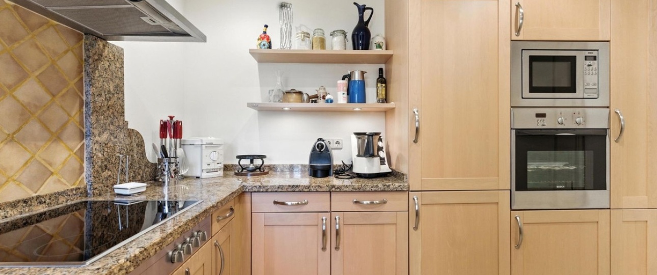 Resale - apartment - Estepona - Costalita