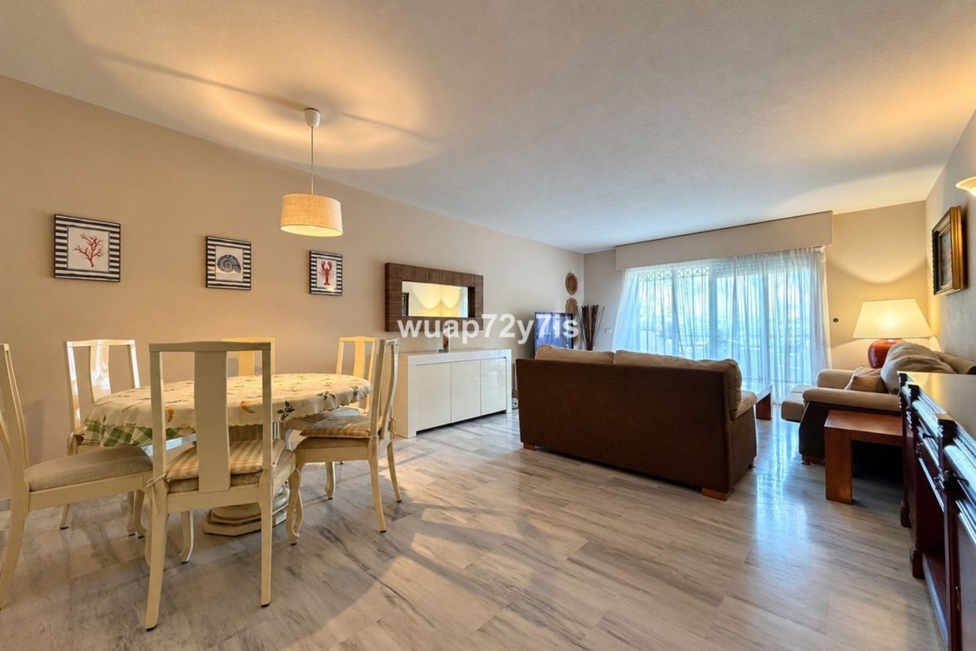 Resale - apartment - Estepona - Costalita