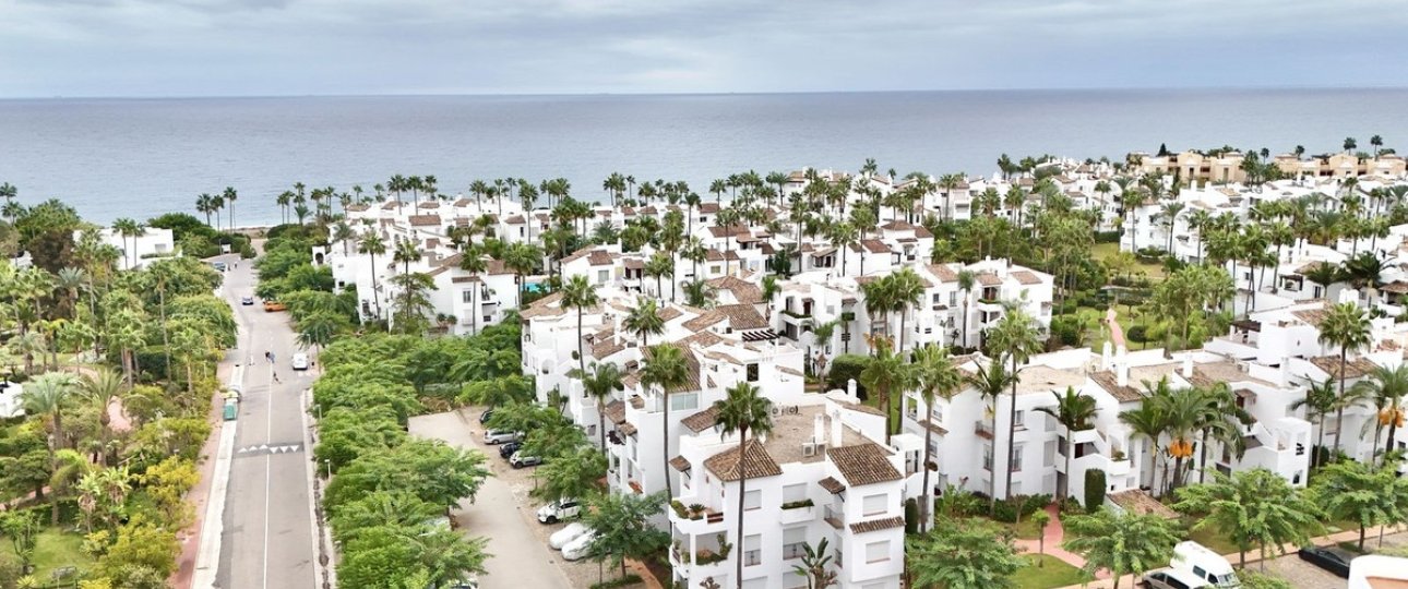 Resale - apartment - Estepona - Costalita