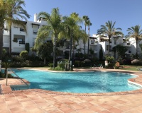 Resale - apartment - Estepona - Costalita