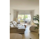 Resale - apartment - Estepona - Costalita