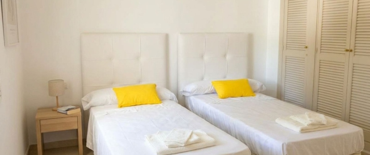 Resale - apartment - Estepona - Costalita