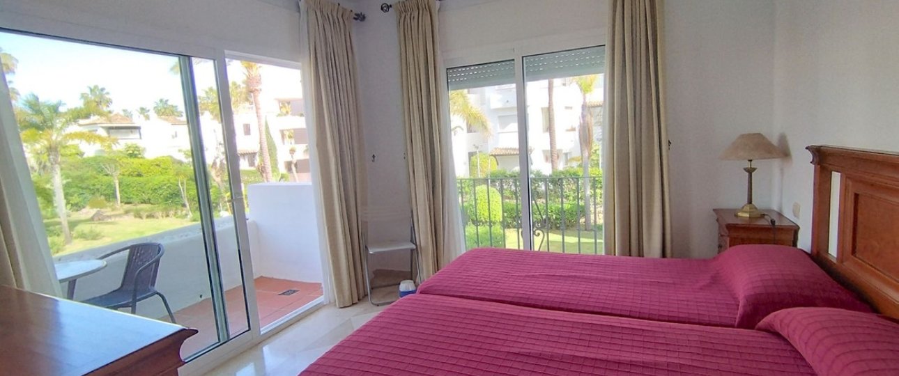 Resale - apartment - Estepona - Costalita
