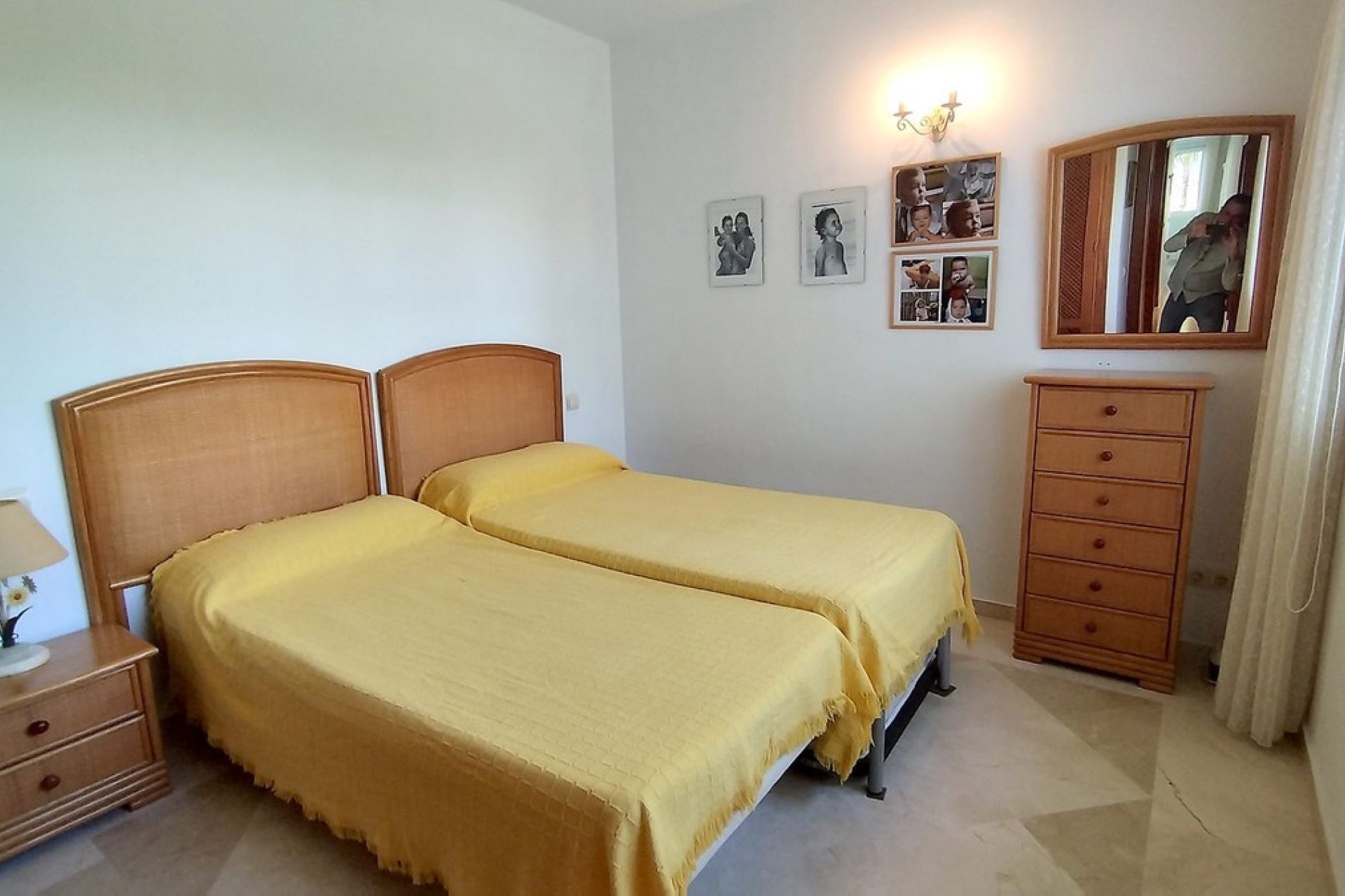 Resale - apartment - Estepona - Costalita
