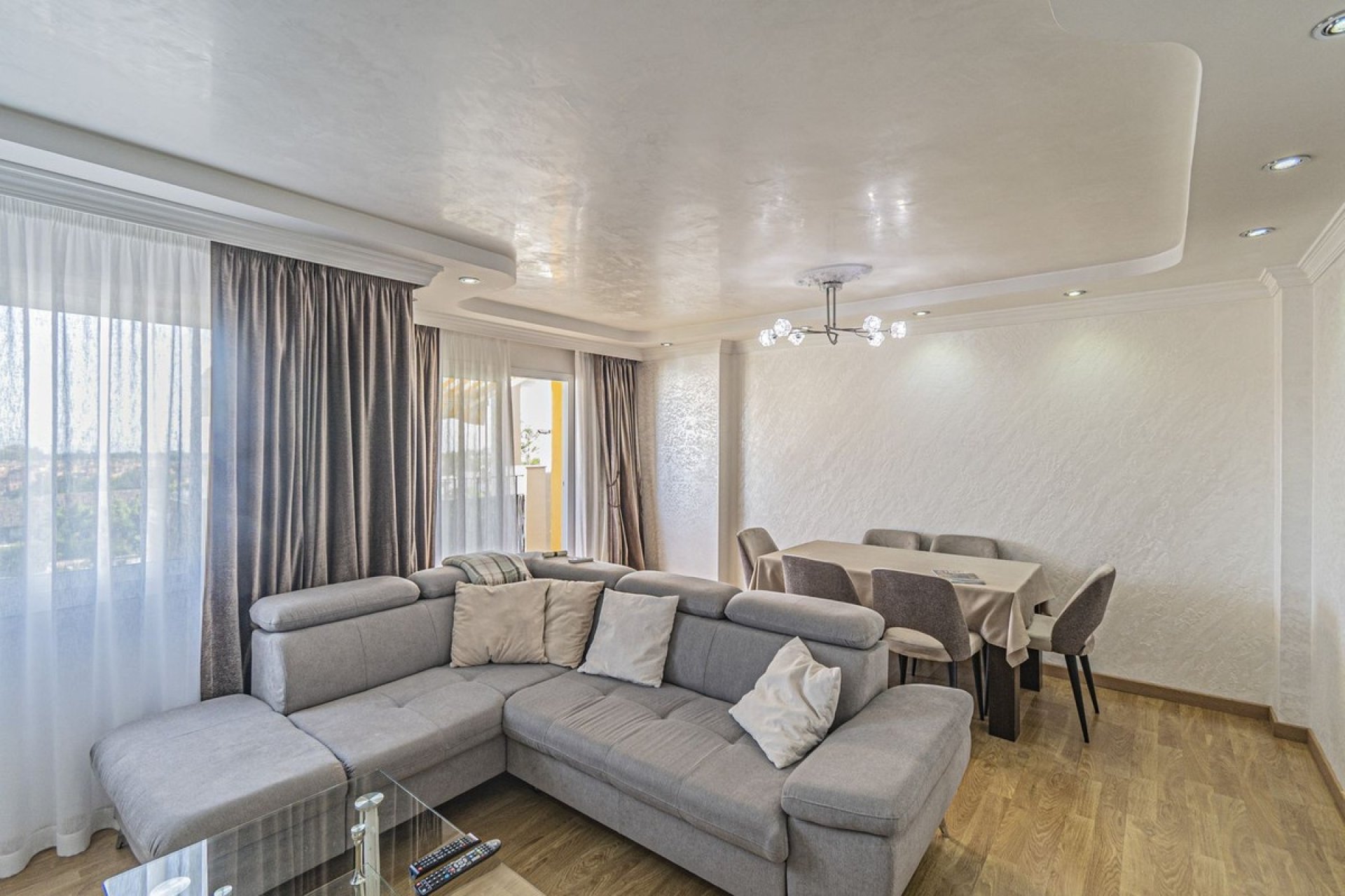 Resale - apartment - Estepona - Diana Park