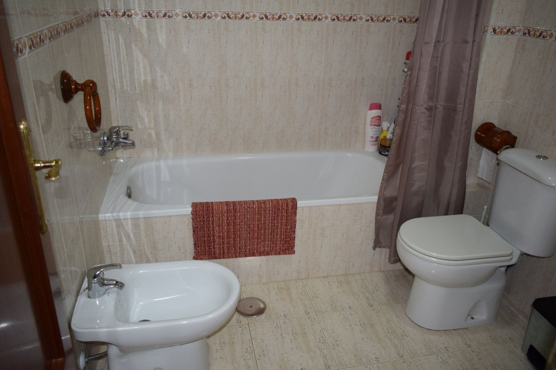 Resale - apartment - Estepona - El Morche