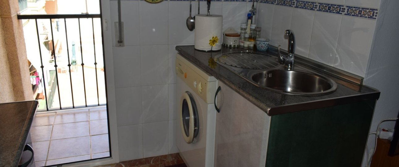 Resale - apartment - Estepona - El Morche