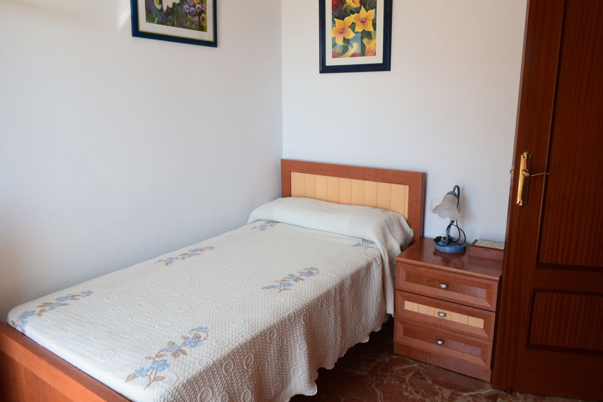 Resale - apartment - Estepona - El Morche
