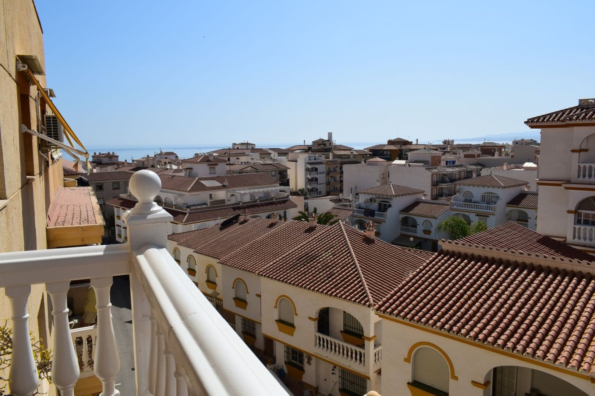 Resale - apartment - Estepona - El Morche