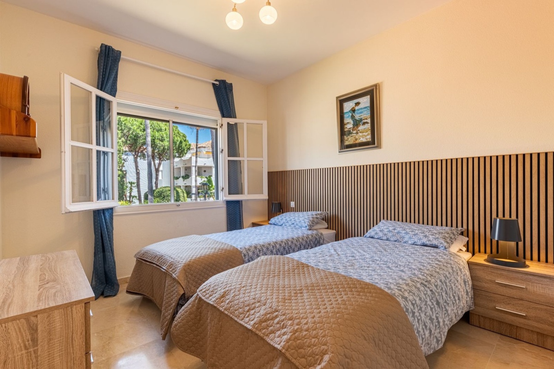 Resale - apartment - Estepona - El Presidente
